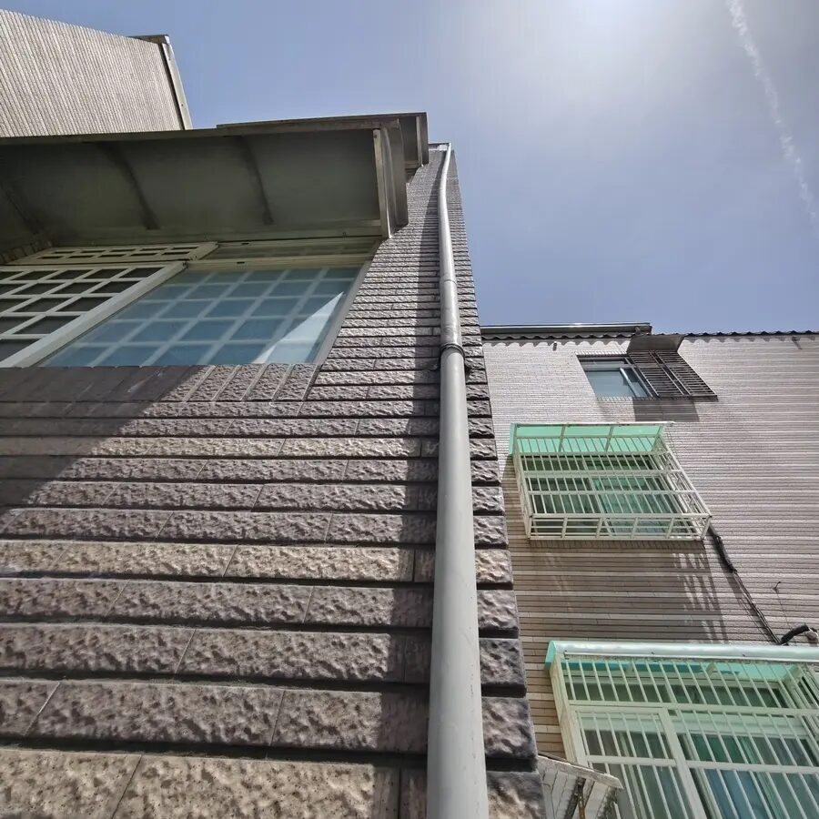 桃園水電施工實績－建物外牆排水管巡查