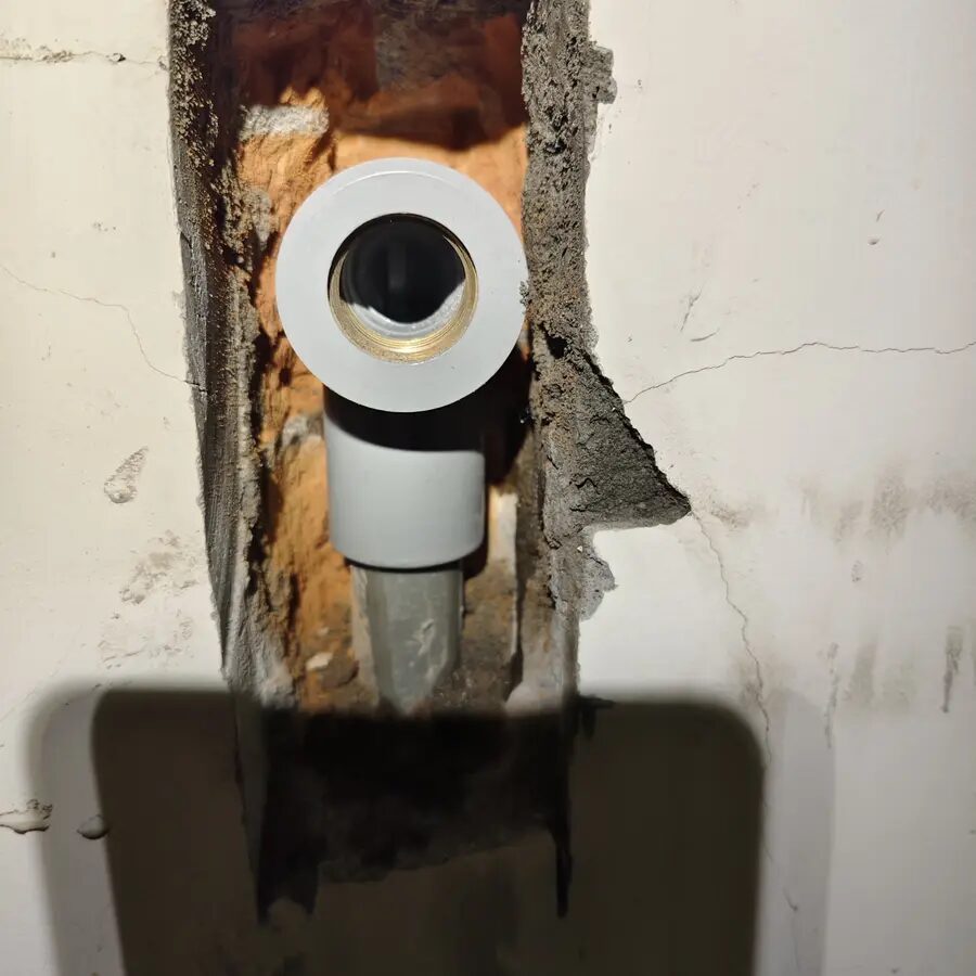 桃園水電施工實績－牆內排水接頭更新