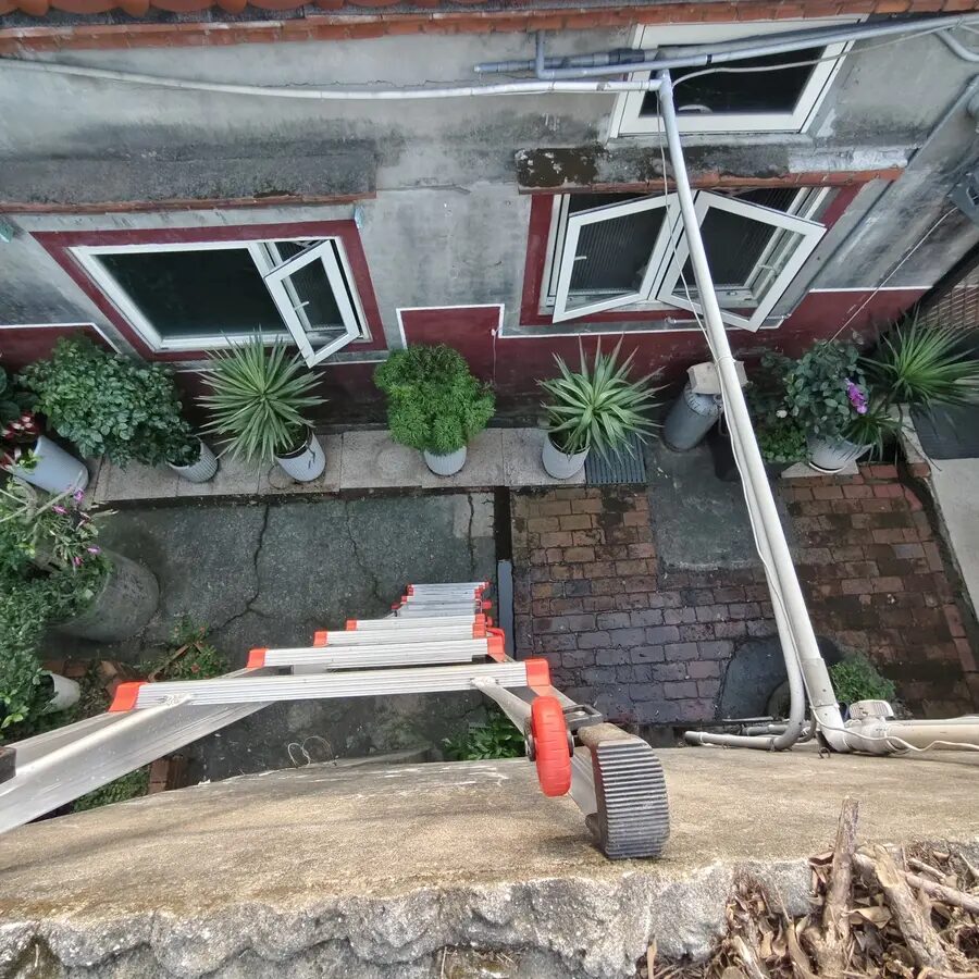 桃園水電施工實績－建物外牆排水管更新