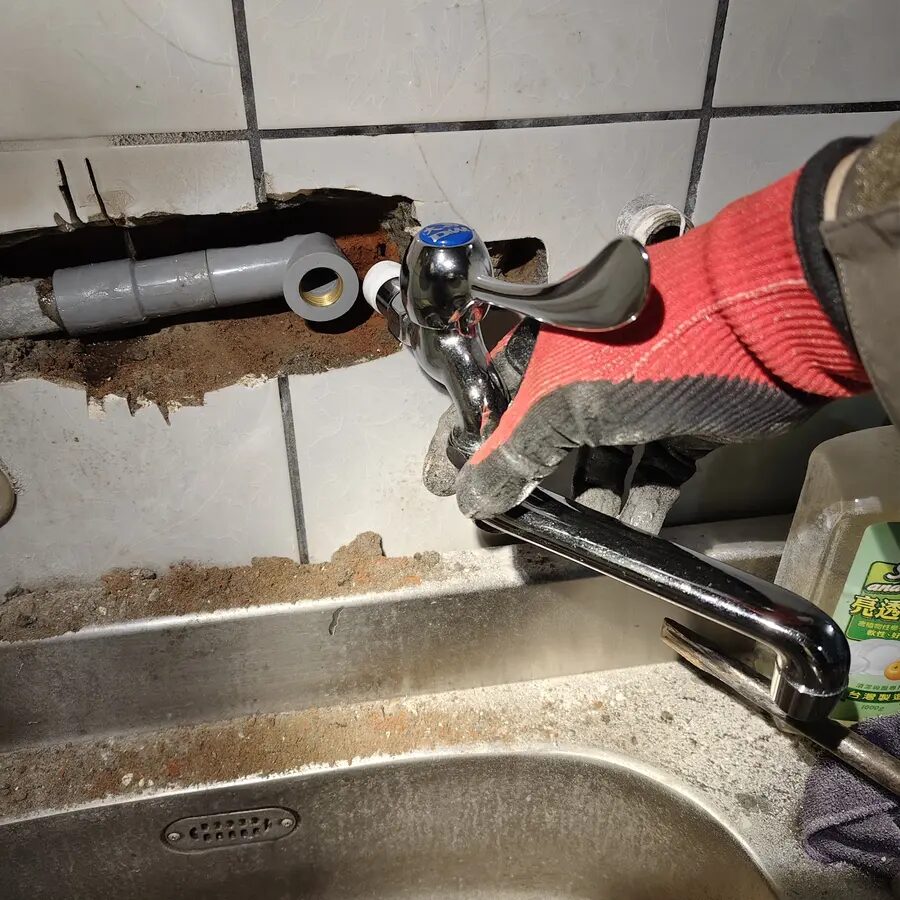 桃園水電施工實績－廚房水龍頭更換